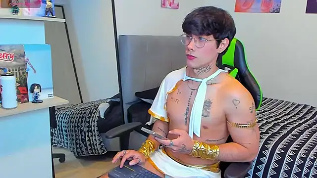 JayHotxxx online show from May 22, 1:46 am