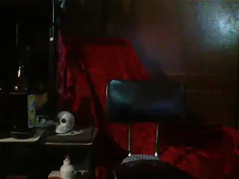 mrdemoncrowly online show from December 8, 5:18 am