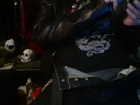 mrdemoncrowly online show from December 19, 11:50 am
