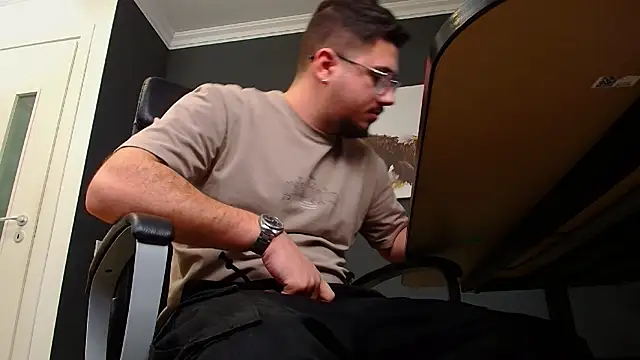 JoshKnights online show from December 15, 8:52 am