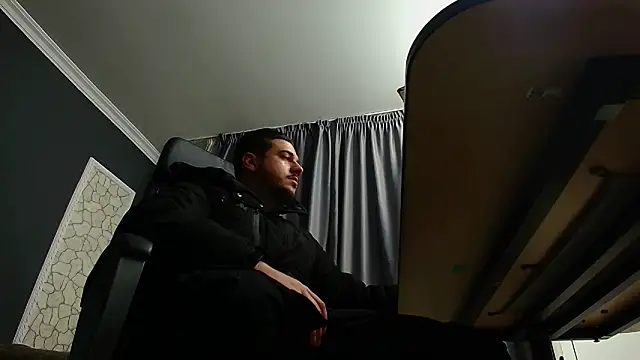 Snapshot of JoshKnights chatting on October 21, 4:46 am JoshKnights online show from October 21, 4:46 am