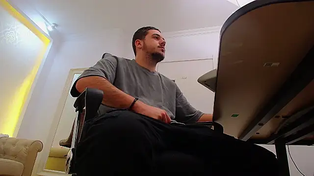 Snapshot of JoshKnights chatting on October 24, 5:15 am JoshKnights online show from October 24, 5:15 am