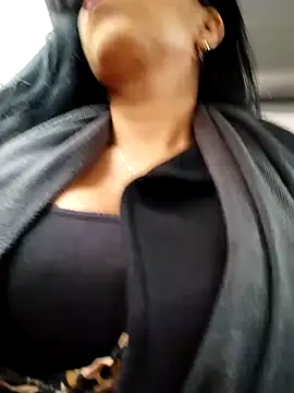 Snapshot of Emily_Wane chatting on October 19, 4:40 pm Emily Wane online show from October 19, 4:40 pm