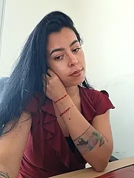 Emily Wane online show from May 12, 4:59 pm