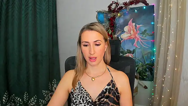 PassionGlow online show from December 24, 3:38 am