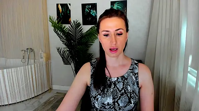 PassionGlow online show from May 17, 4:21 am