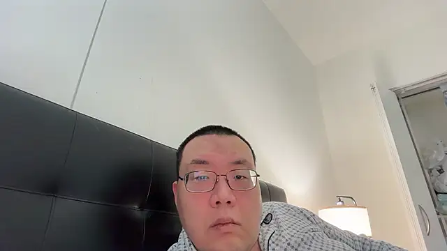 Snapshot of slaveasianboy chatting on February 7, 8:01 pm slaveasianboy online show from February 7, 8:01 pm