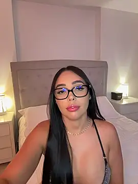 Snapshot of annyfosterr chatting on March 13, 1:34 am annyfosterr online show from March 13, 1:34 am