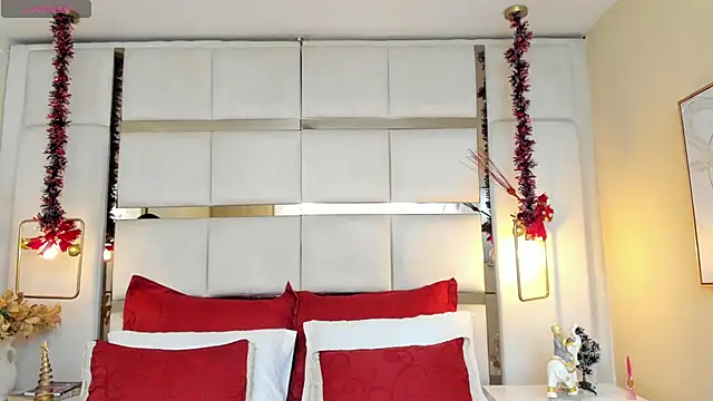 elizavenus online show from January 24, 11:59 am