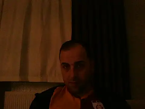 Snapshot of Yldrmm_9553 chatting on March 1, 9:50 pm Yldrmm 9553 online show from March 1, 9:50 pm