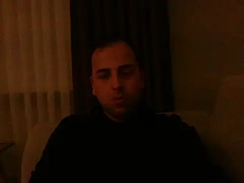 Snapshot of Yldrmm_9553 chatting on March 5, 9:00 pm Yldrmm 9553 online show from March 5, 9:00 pm