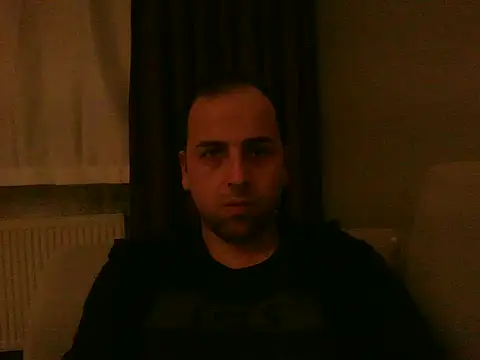 Snapshot of Yldrmm_9553 chatting on March 23, 8:35 pm Yldrmm 9553 online show from March 23, 8:35 pm