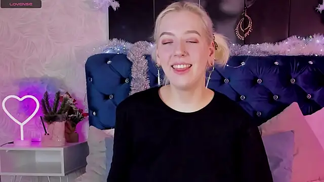 RachelCart online show from December 23, 3:50 am