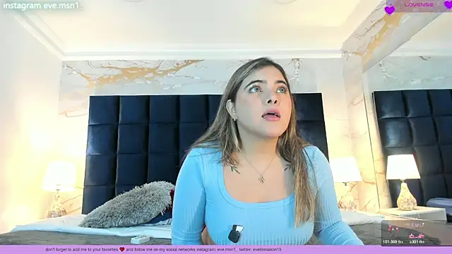 EVELIN MASON online show from March 18, 8:12 pm