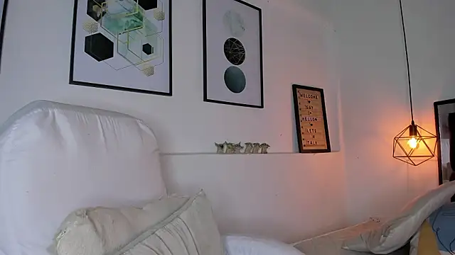 Snapshot of amysc chatting on February 18, 11:39 am amysc online show from February 18, 11:39 am