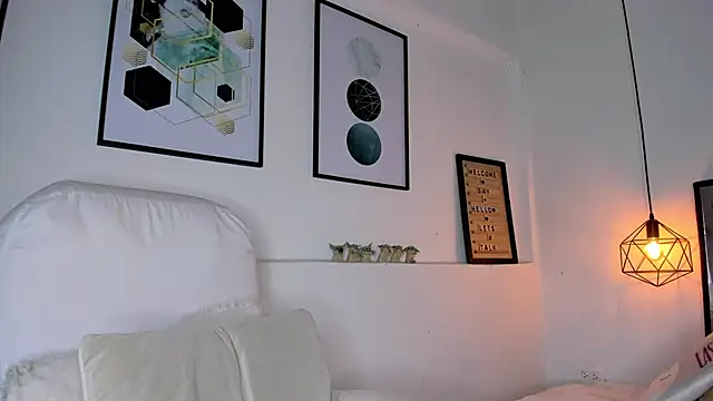 Snapshot of amysc chatting on March 23, 11:47 am amysc online show from March 23, 11:47 am