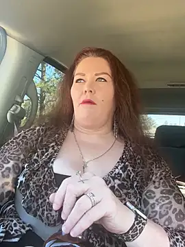 fatfabulous1981 online show from October 18, 9:04 pm