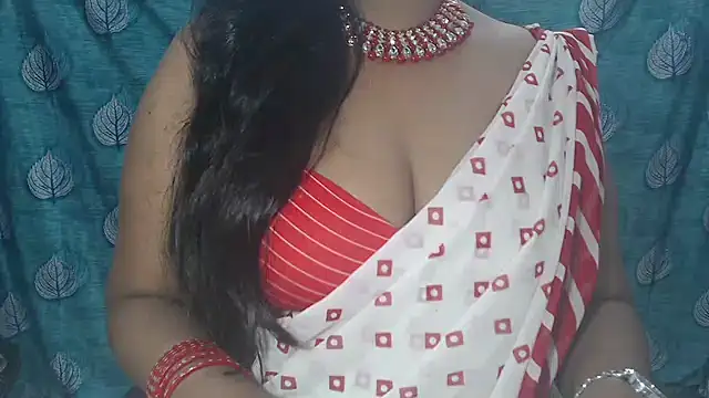 Snapshot of Sophia_your chatting on February 14, 11:42 am Sophia your online show from February 14, 11:42 am