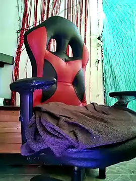 Snapshot of samy_belly32 chatting on December 16, 12:49 pm samy belly32 online show from December 16, 12:49 pm