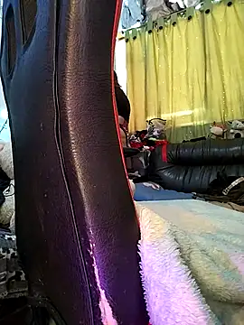 Snapshot of samy_belly32 chatting on October 23, 8:51 pm samy belly32 online show from October 23, 8:51 pm