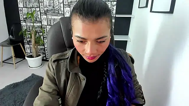 Lilithsabeth online show from December 3, 9:56 pm