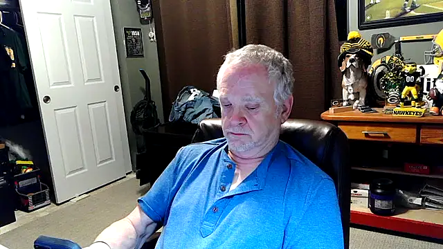 nobledad online show from April 4, 2:10 am