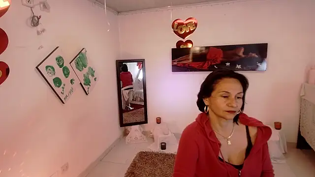 lollita 23  online show from May 6, 7:19 pm