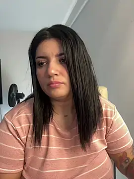 horny roomiess online show from January 11, 9:04 pm