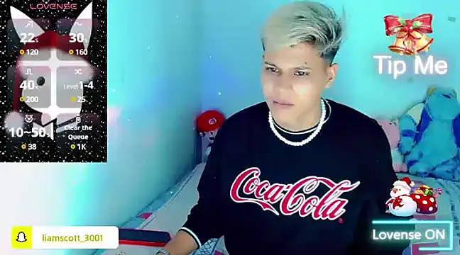 Snapshot of Liamscott_ chatting on December 10, 9:23 am Liamscott online show from December 10, 9:23 am