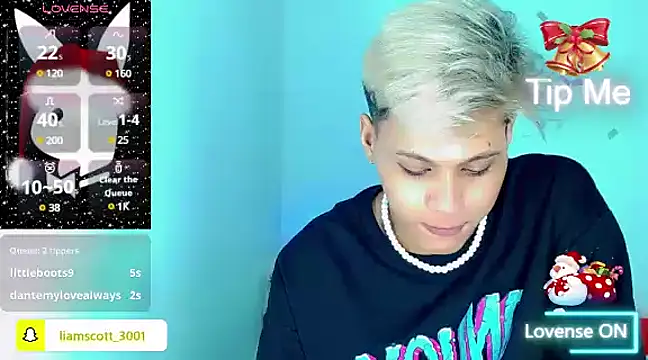 Snapshot of Liamscott_ chatting on December 14, 9:40 am Liamscott online show from December 14, 9:40 am