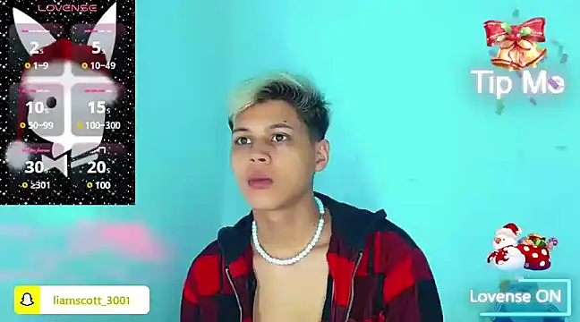 Snapshot of Liamscott_ chatting on December 19, 11:25 pm Liamscott online show from December 19, 11:25 pm