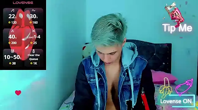 Snapshot of Liamscott_ chatting on January 25, 4:23 am Liamscott online show from January 25, 4:23 am