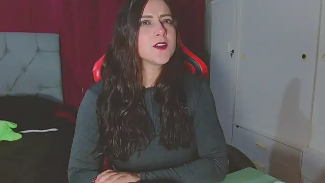 Noamartin  online show from October 9, 1:25 am