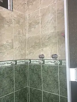 linda montoya online show from December 18, 3:26 am