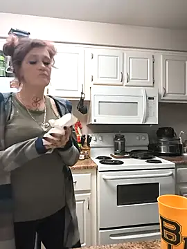 Snapshot of renegade_vyxxen chatting on December 1, 6:24 pm renegade vyxxen online show from December 1, 6:24 pm