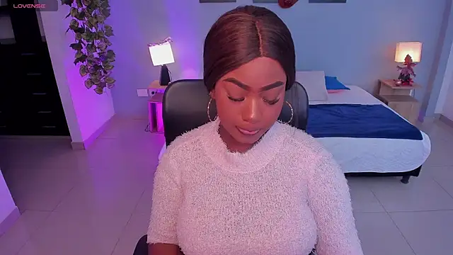 JasmineCampbell  online show from December 20, 1:18 pm