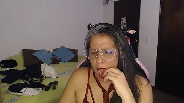 LucifernandaSw online show from May 14, 5:03 am