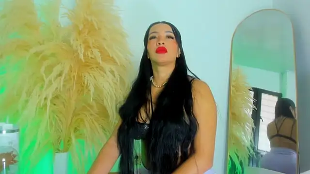 greicyass online show from November 11, 2:17 pm