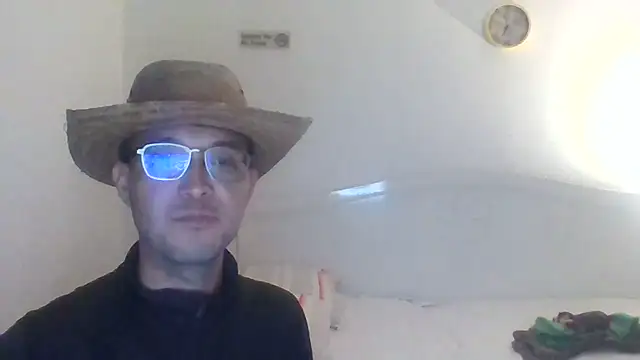 Snapshot of Yeye25199 chatting on February 19, 2:01 am Yeye25199 online show from February 19, 2:01 am