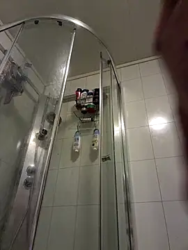 Snapshot of Machoviking1 chatting on September 23, 12:19 pm Machoviking1 online show from September 23, 12:19 pm