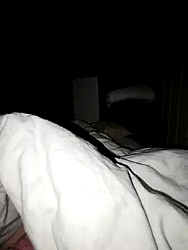 Snapshot of Machoviking1 chatting on December 1, 9:42 pm Machoviking1 online show from December 1, 9:42 pm