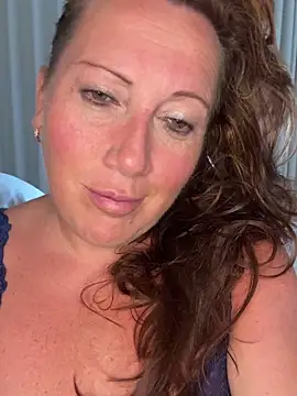 xsexycurvymilf online show from September 11, 10:37 am