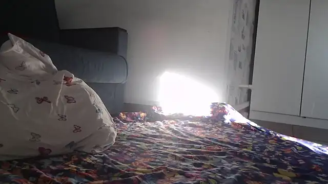 Snapshot of Fire__Foxx chatting on March 30, 2:01 am Fire Foxx online show from March 30, 2:01 am