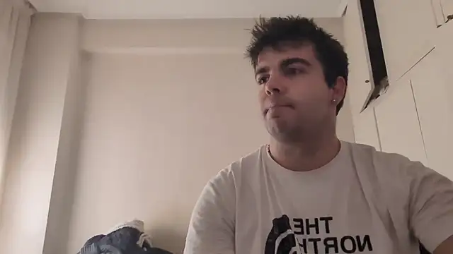 zzzz78925 online show from September 14, 8:13 am