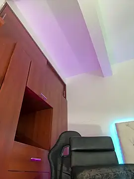 ivannapretyts online show from November 4, 4:17 pm