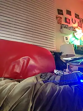 Snapshot of kochanekczek chatting on February 19, 5:36 am kochanekczek online show from February 19, 5:36 am