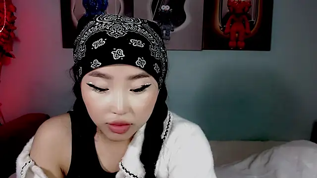 Snapshot of ichiben chatting on December 5, 6:32 am ichiben online show from December 5, 6:32 am