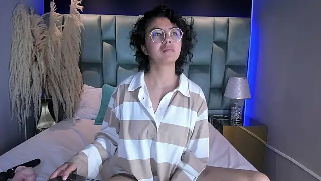 Amareto  online show from January 4, 2:46 pm