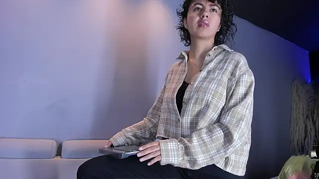 Amareto  online show from January 6, 11:29 am