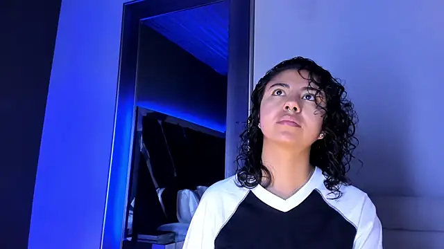 Snapshot of Amareto_ chatting on September 18, 1:13 pm Amareto online show from September 18, 1:13 pm